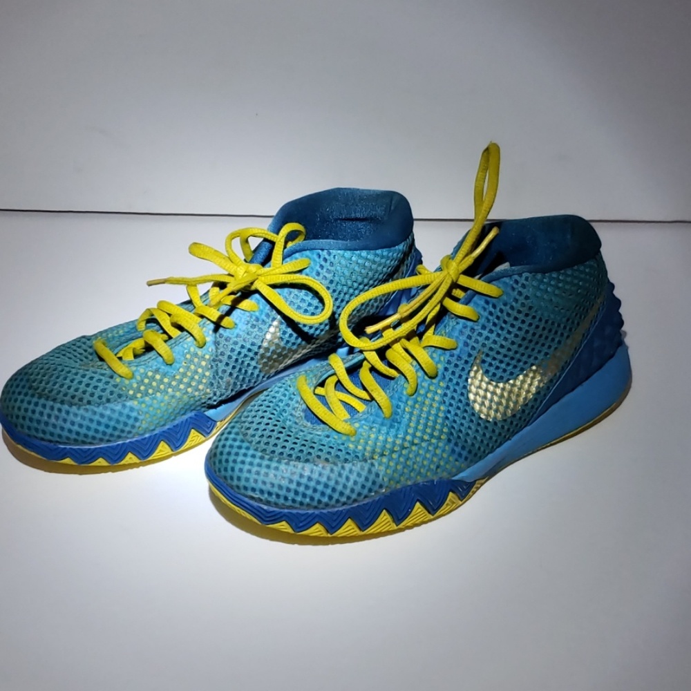 Nike KYRIE 1